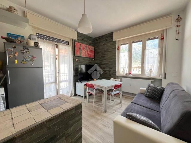 Appartamento in vendita a Ardesio, Lombardia