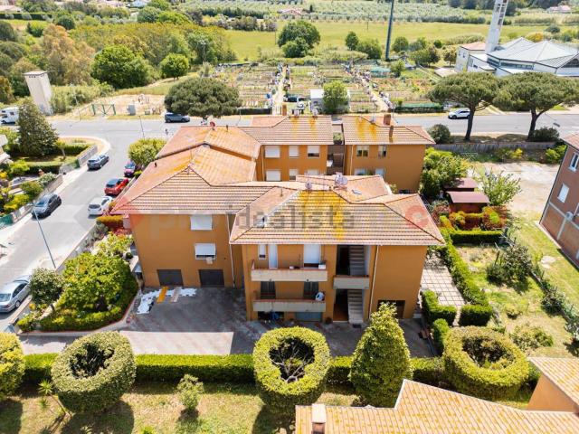 Appartamento in vendita a Cecina, Toscana