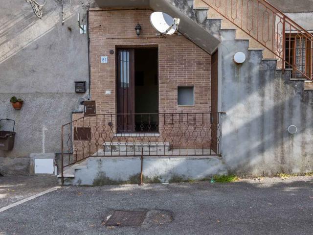 Appartamento in vendita a Poggio Moiano, Lazio