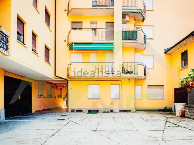 Appartamento in vendita a Melzo, Lombardia