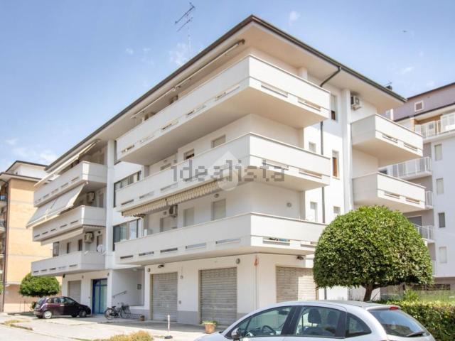 Appartamento in vendita a Salvano, Porto San Giorgio