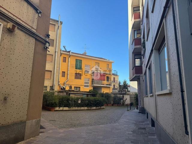 Appartamento in vendita a Quartiere Giorgella, Corsico