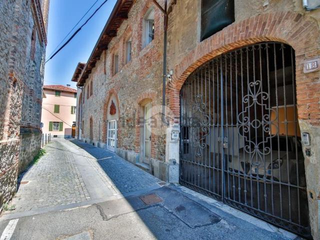 Appartamento in vendita a Vesignano, Piemonte
