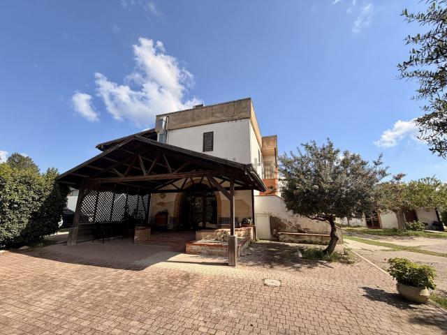 Appartamento in vendita a Miglionico, Matera