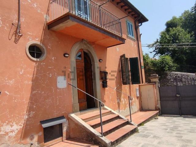 Appartamento in vendita a Vicchio, Toscana
