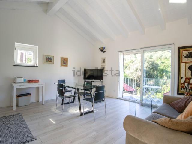 Attico in vendita a Solaro, Lerici