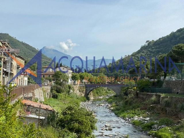Appartamento in vendita a Isolabona, Liguria