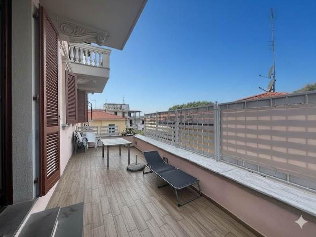 Appartamento in vendita a Rosignano Marittimo, Toscana