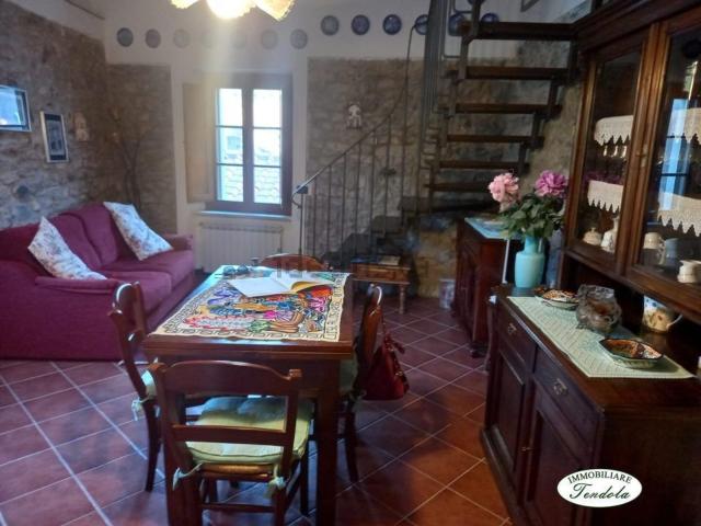 Appartamento in vendita a Unione di comuni Montana Lunigiana, Fosdinovo
