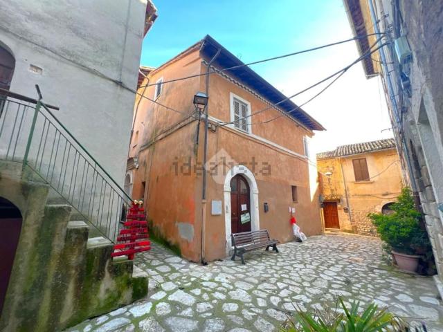Appartamento in vendita a Selci, Lazio