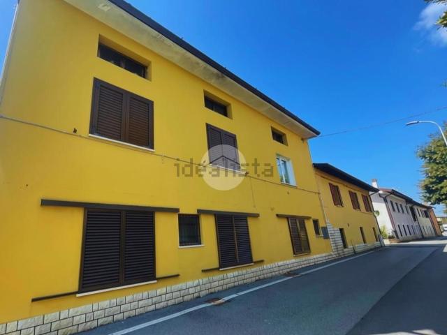 Appartamento in vendita a Castegnato, Brescia