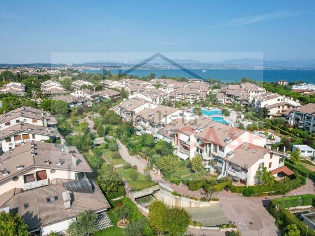 Appartamento in vendita a Rivoltella del Garda, Desenzano Del Garda