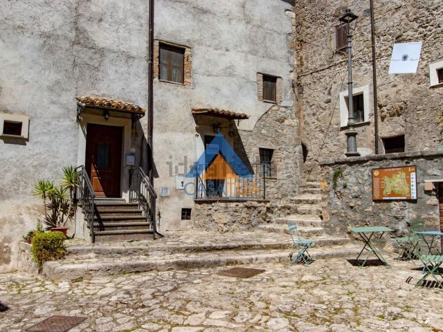 Appartamento in vendita a Castiglione In Teverina, Lazio