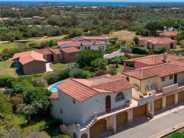 Appartamento in vendita a Pula, Sardigna/Sardegna