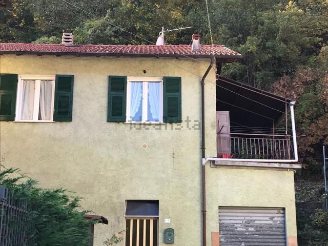 Appartamento in vendita a Montoggio, Liguria