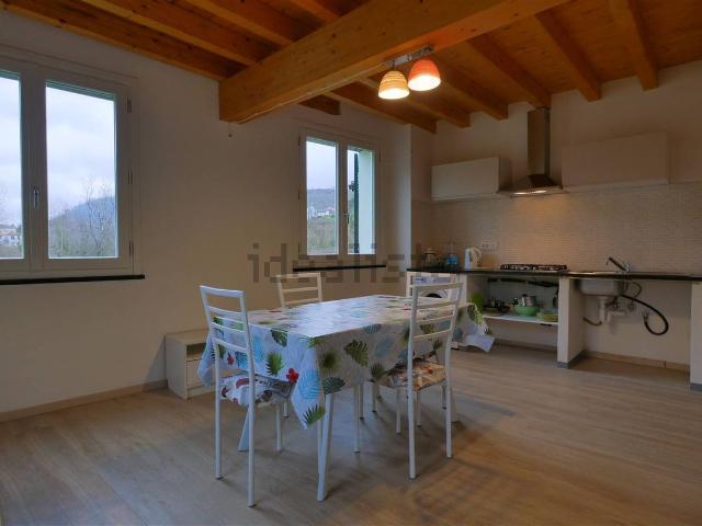 Appartamento in vendita a Mattarana, Carrodano