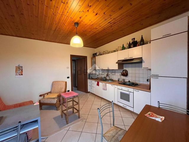 Appartamento in vendita a Pirlotti, Capriolo