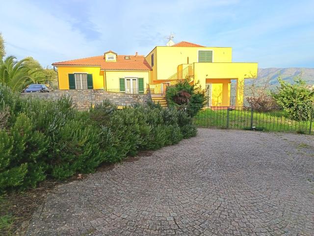 Appartamento in vendita a Diano Gorleri, Diano Marina