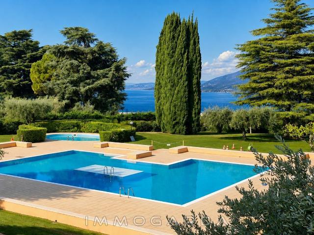 Appartamento in vendita a Bardolino, Veneto