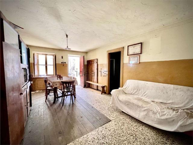 Appartamento in vendita a Nus, Aosta