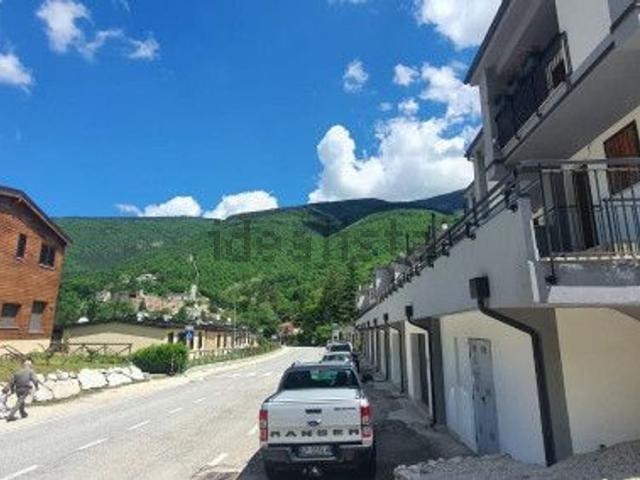Appartamento in vendita a Marche, Macerata