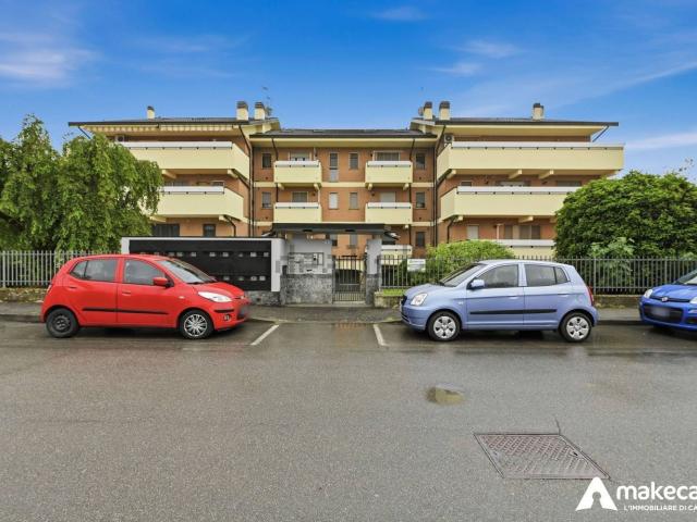 Appartamento in vendita a San Zenone Al Lambro, Lombardia