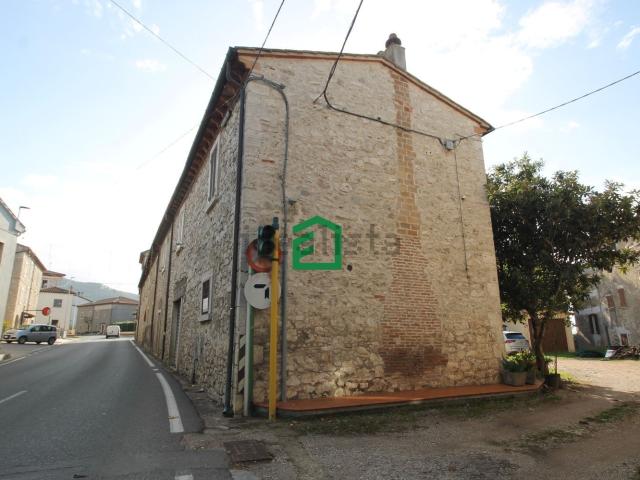 Appartamento in vendita a Guardea, Terni