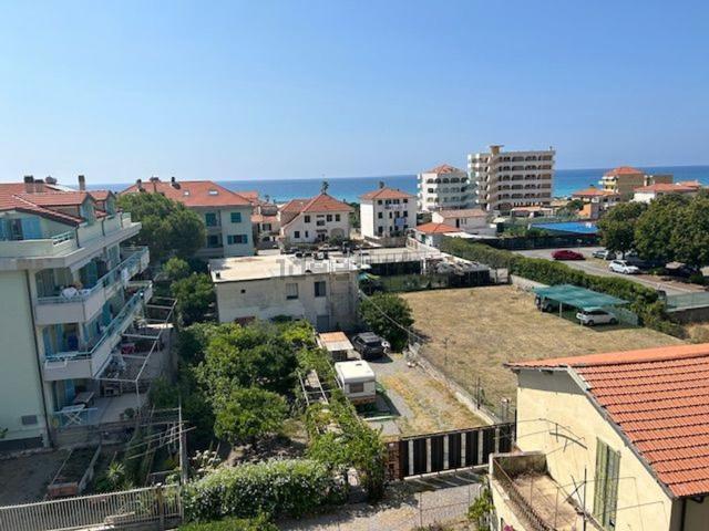 Appartamento in vendita a Ventimiglia, Liguria