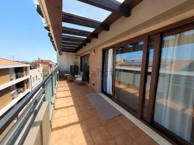 Attico in vendita a Monteleone - Santa Rosalia, Cagliari