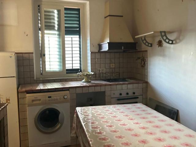 Appartamento in vendita a Aquino, Monreale