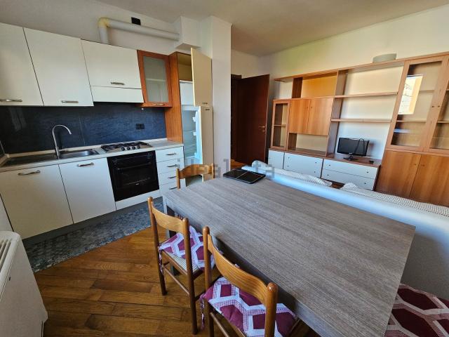 Appartamento in vendita a Como, Lombardia