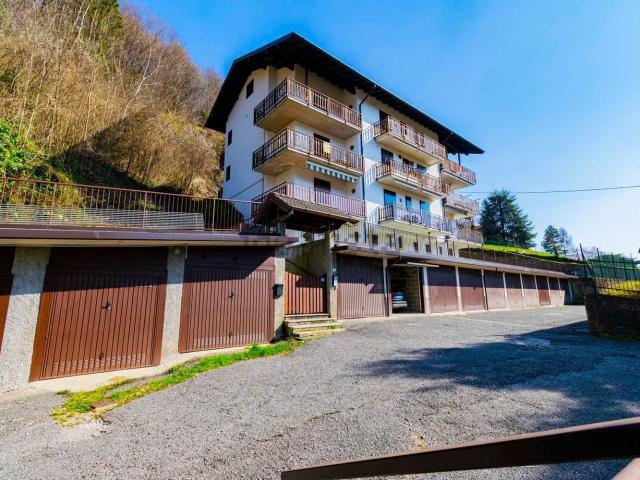 Appartamento in vendita a Comunità Montana della Valle Brembana, Serina