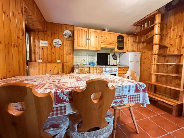 Appartamento in vendita a Comunità Montana della Valle Brembana, Carona