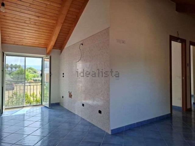 Appartamento in vendita a Castellabate, Campania