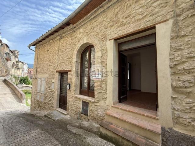 Appartamento in vendita a San Giorgio, Tarano
