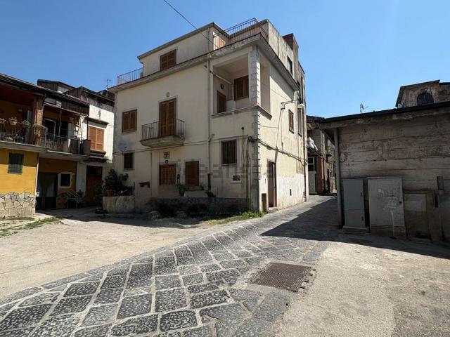 Appartamento in vendita a Palma Campania, Campania