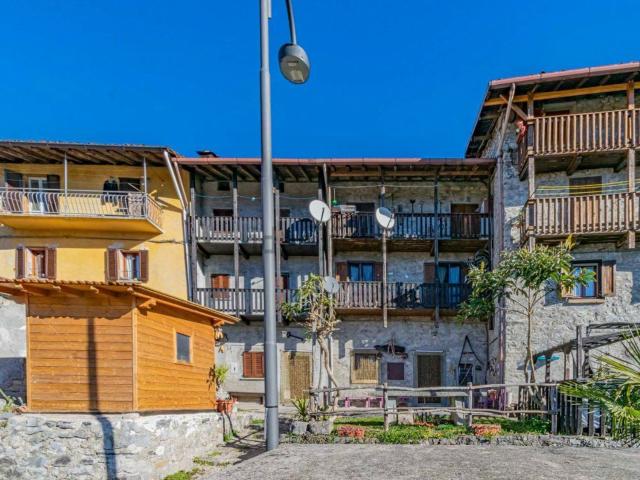 Appartamento in vendita a Comunità Montana della Valle Brembana, San Giovanni Bianco