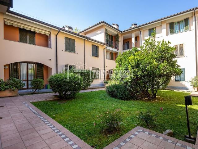 Appartamento in vendita a Ronco, Cernusco Sul Naviglio