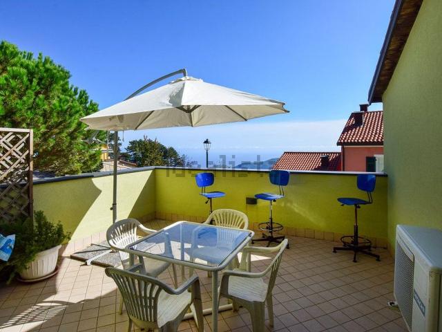 Appartamento in vendita a Magliolo, Liguria