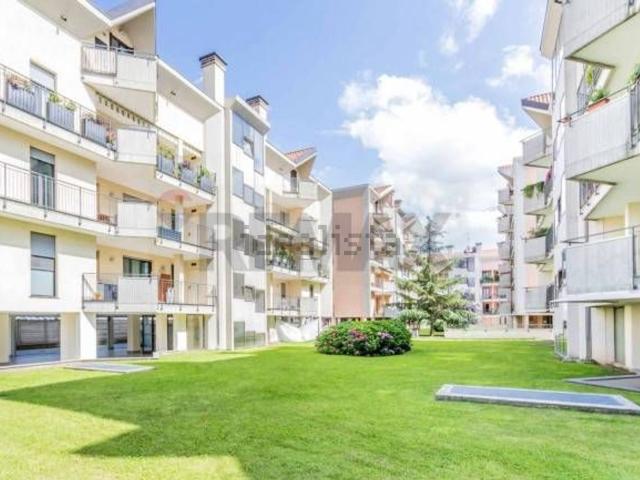 Appartamento in vendita a Busto Arsizio, Lombardia