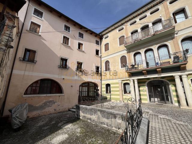 Appartamento in vendita a Piovene Rocchette, Veneto