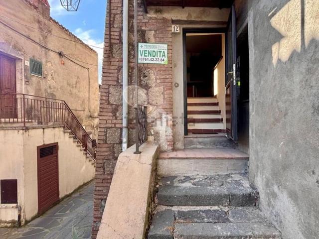 Appartamento in vendita a Latera, Lazio