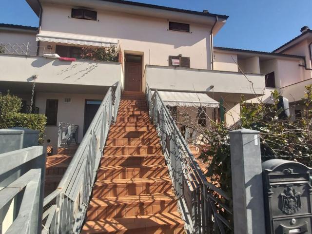 Appartamento in vendita a Paganico, Grosseto