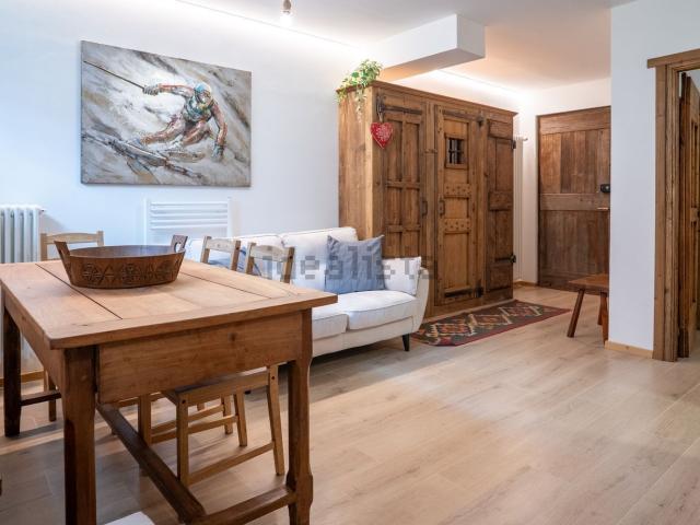 Appartamento in vendita a Courmayeur, Aosta