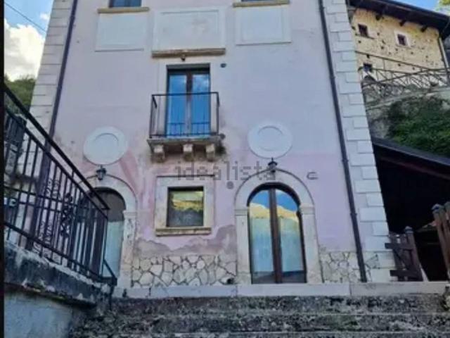 Appartamento in vendita a Rocca Pia, Abruzzo