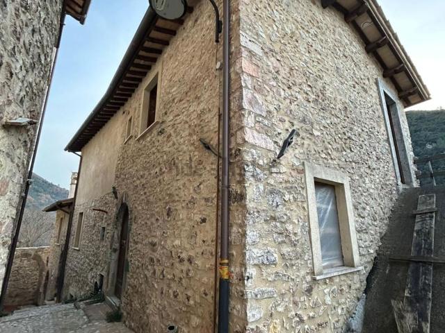 Appartamento in vendita a Scheggino, Umbria