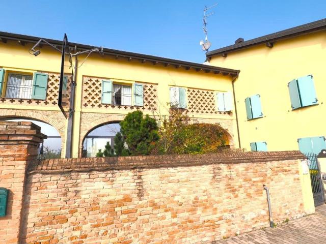Appartamento in vendita a Val d’Enza, Re