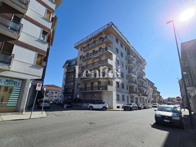 Appartamento in vendita a Porta Milano, Piemonte