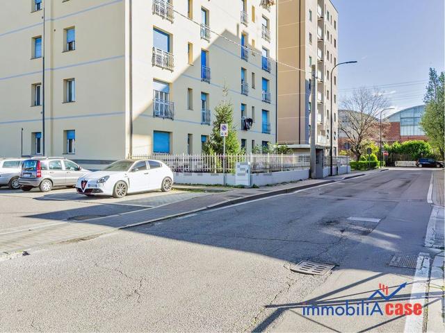 Appartamento in vendita a Villaggio dei Giovi, Limbiate