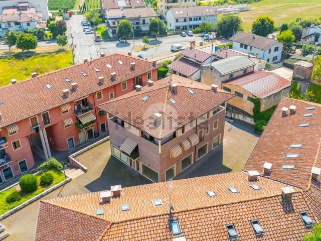 Appartamento in vendita a Vago, Verona